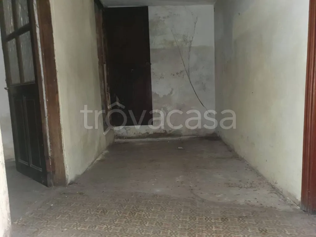 hallway_entrance