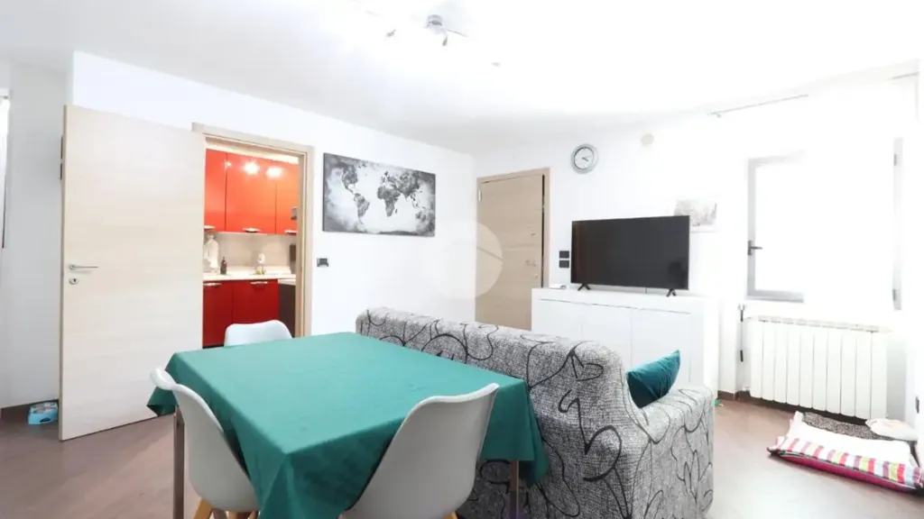 Séjour - Bifamiliare Portion with Private Garden in Pescara