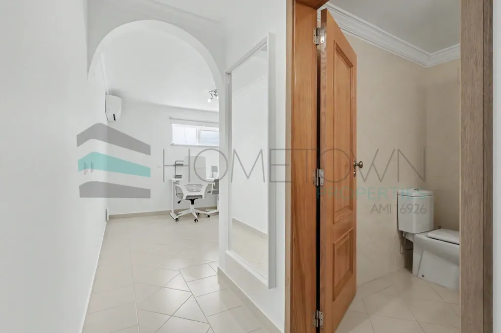 Bagni - 5-Bed Villa with Pool in Vila Sol, Loulé