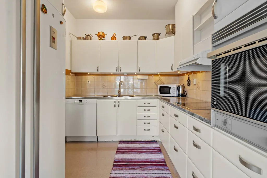 Cuisine - Senior-Exclusive Flat with Balcony in Sörberge