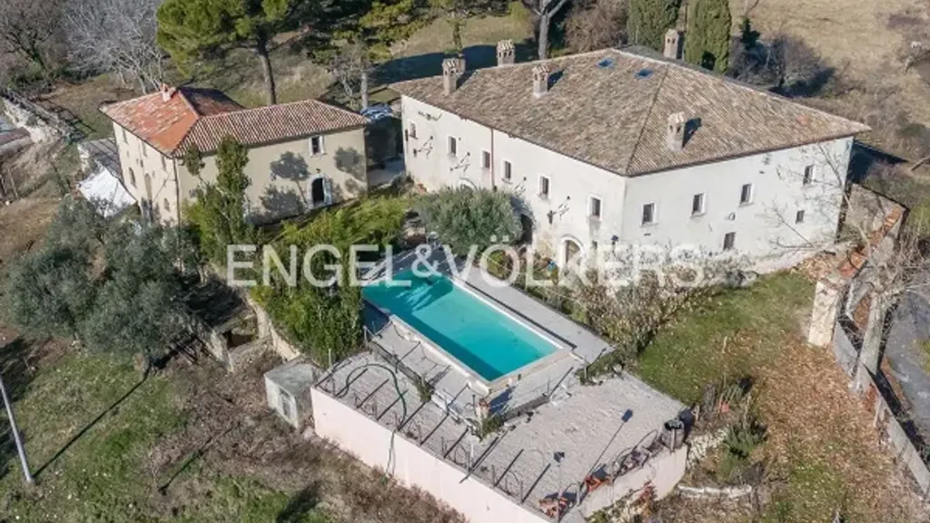 Õhuvaade - Historic Villa with Pool in Cantalice
