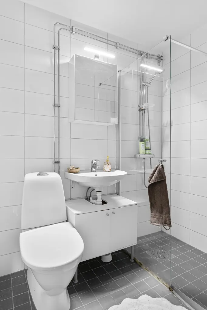 Vannitoad - Apartment with Glazed Balcony in Bellman