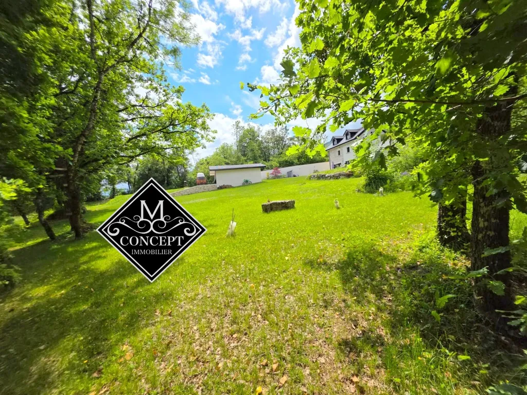 Jardin - Propriété 5 Chambres avec Jardin au Calme près de Valserhône