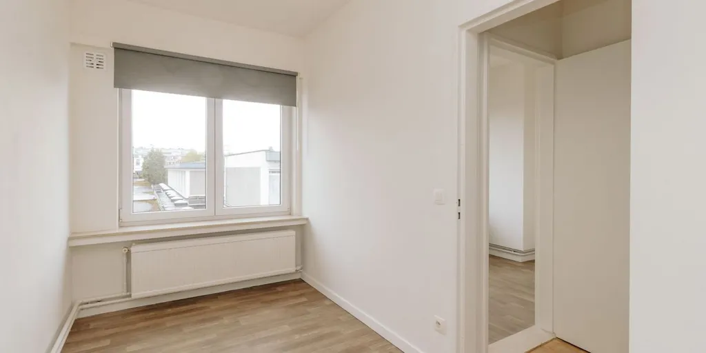 Pièces - Appartement avec Terrasse dans l'Oosterveldwijk à Wilrijk