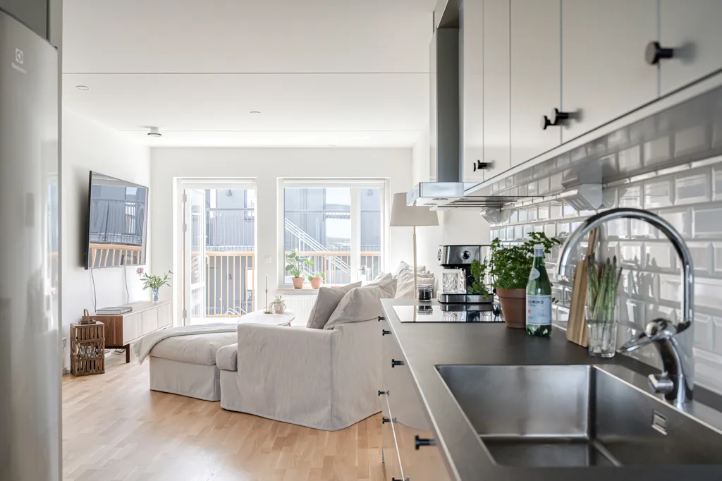 Cuisine - Apartment with South-Facing Balcony in Skåne
