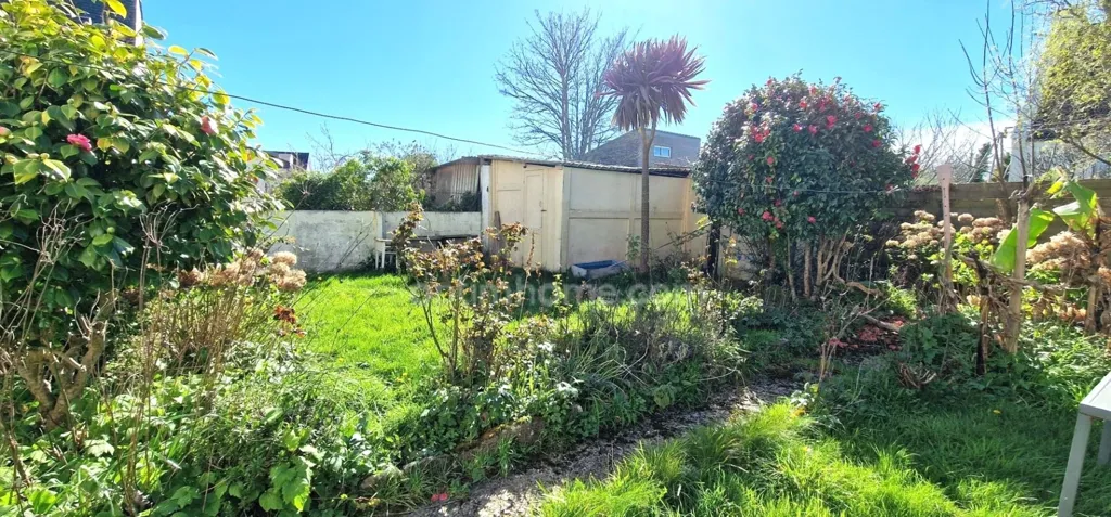 Jardin - Maison avec Jardin et Garage à Douarnenez