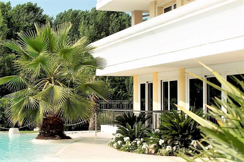 Triplex with Pool Terrace in Desenzano del Garda