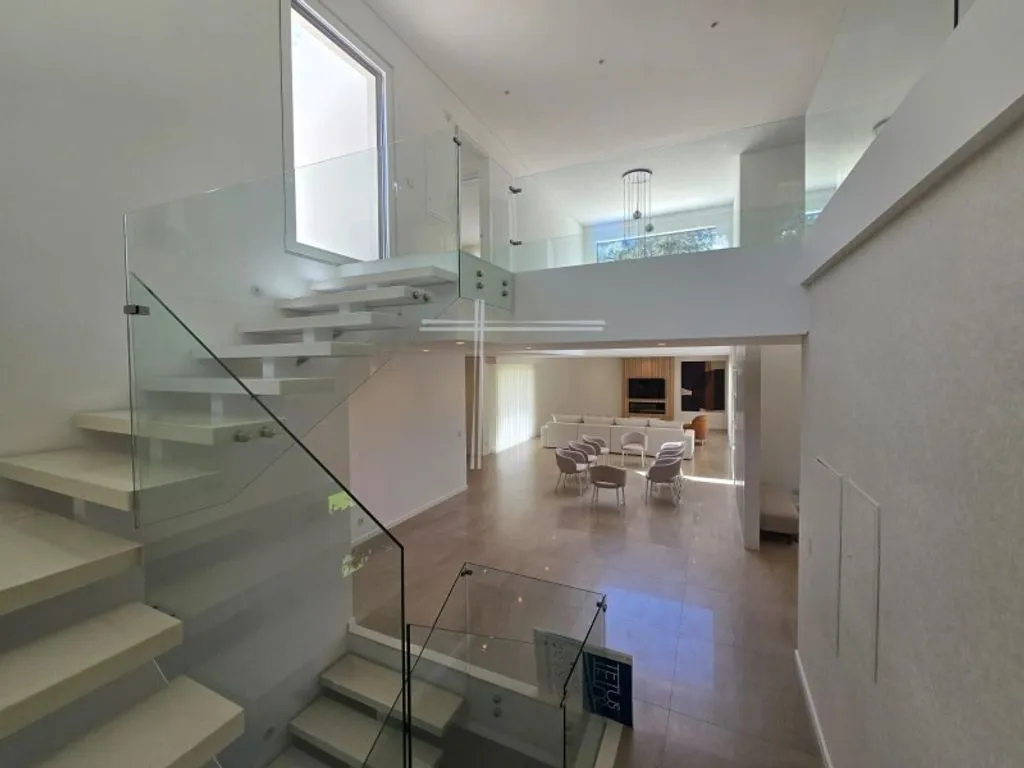Toad - 5-Bedroom Detached House with Pool in Herdade da Aroeira