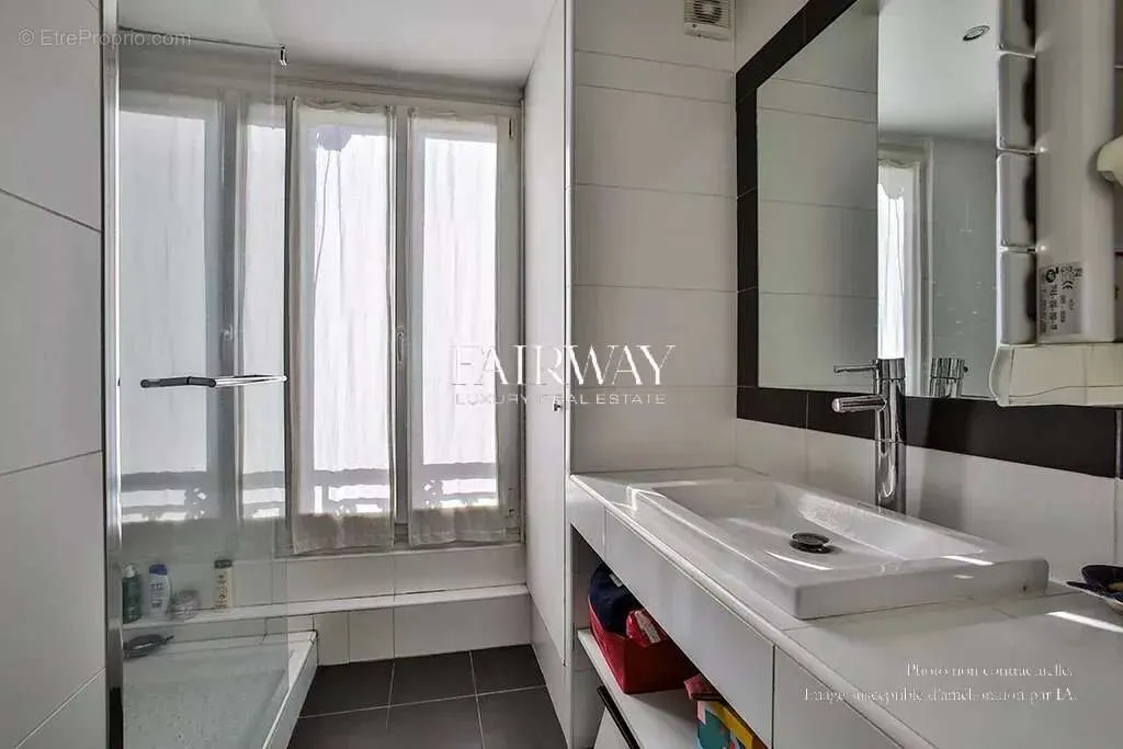 Vannitoad - Charming Parisian Flat with Central Location