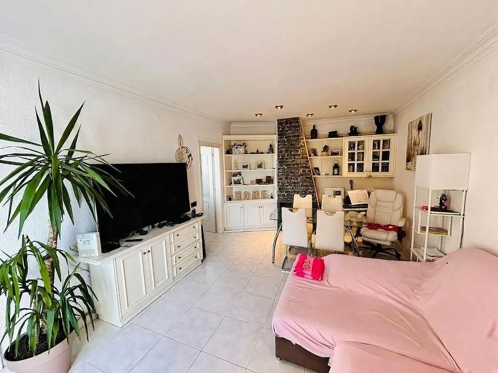 Séjour - Modernised Attic with Terrace in Pubilla Cases