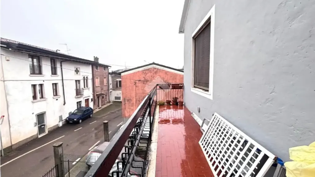 Balkon - Independent Villa with Garden in Calcinatello