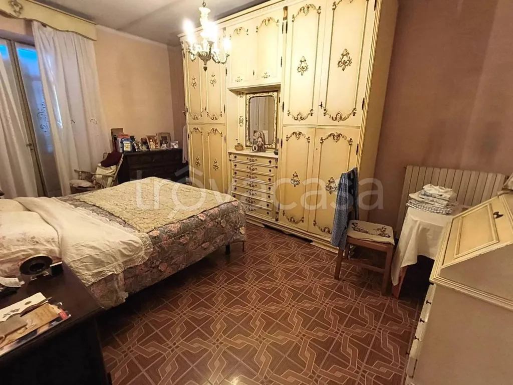 Chambres - Apartment with Balcony in Sommariva Perno