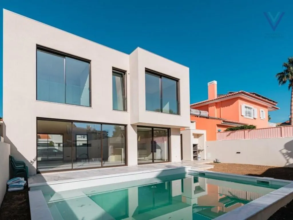 Bassein - New 4-Bedroom House with Pool in Cascais