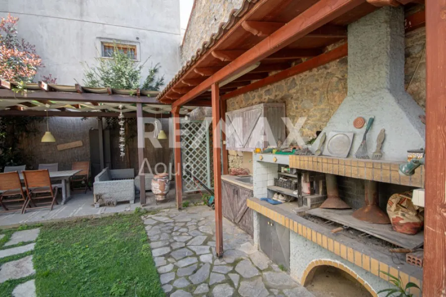 Terraza - Renovated Villa with Garden in Volos