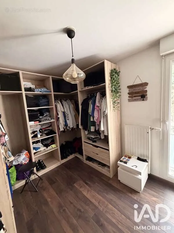 Stanze - 4-Piece Apartment with Terrace in Viry-Chatillon