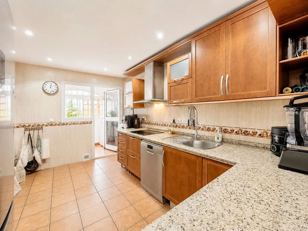 Cuisine - Terraced House with Pool in Los Pacos