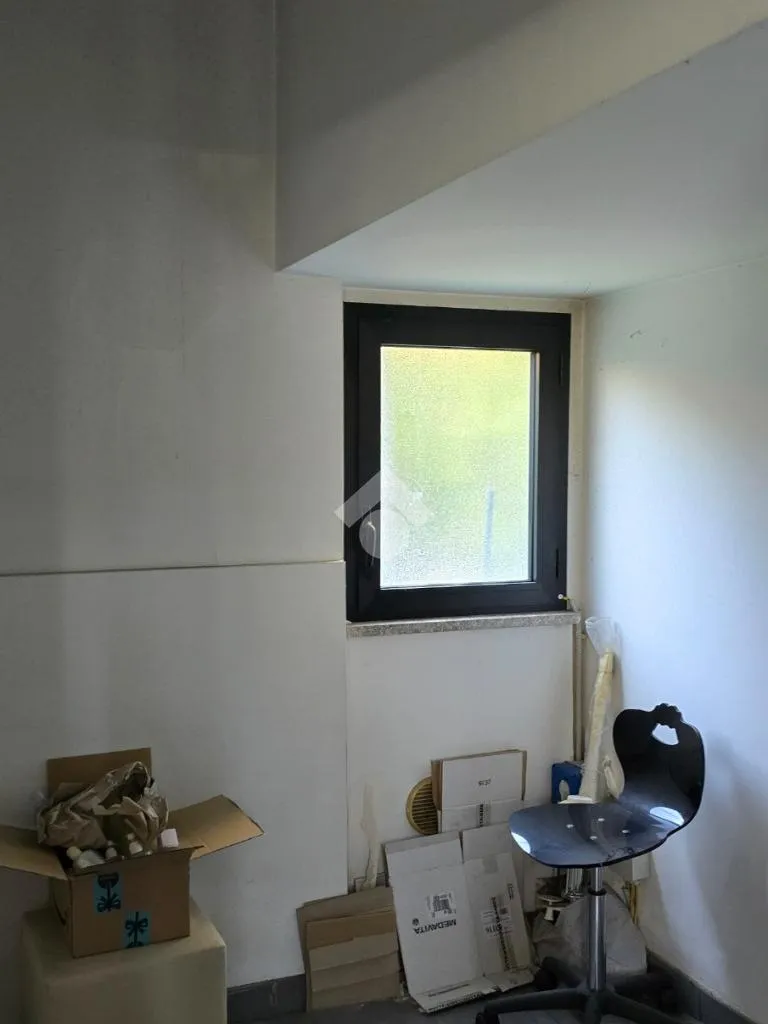 Toad - Commercial Unit with High Footfall in Cinisello Balsamo