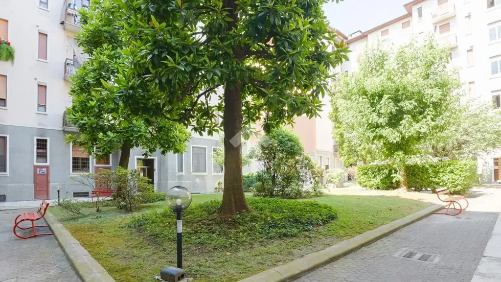 Garden - Student-Friendly Flat with Balcony in Milan