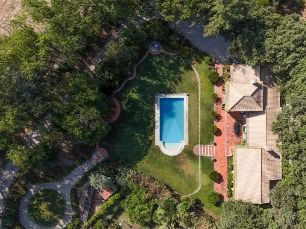 Õhuvaade - Luxury English-Style House in Mafra