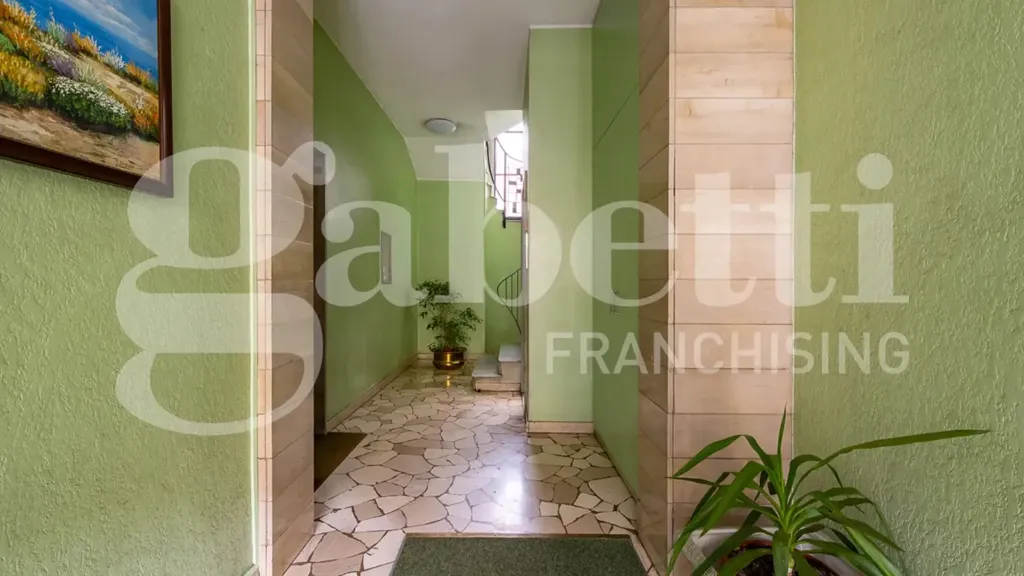 Entrée - Modernised Studio with Balcony in Porta Venezia, Milan