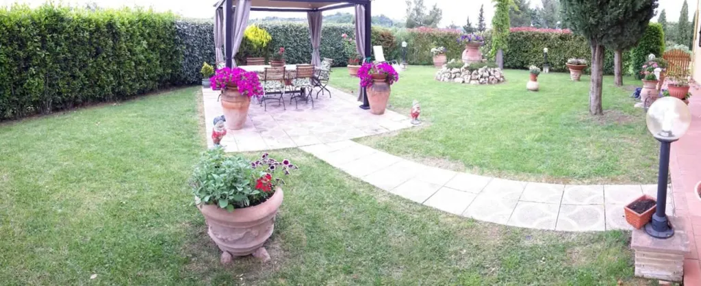 Jardin - Modern Villa with Panoramic View in Montespertoli