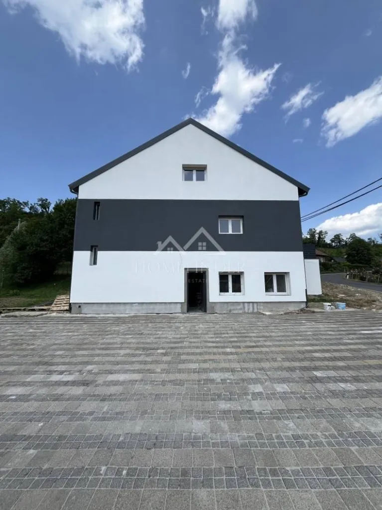 Välivaade - Spacious Apartment with Parking in Mala Erpenja
