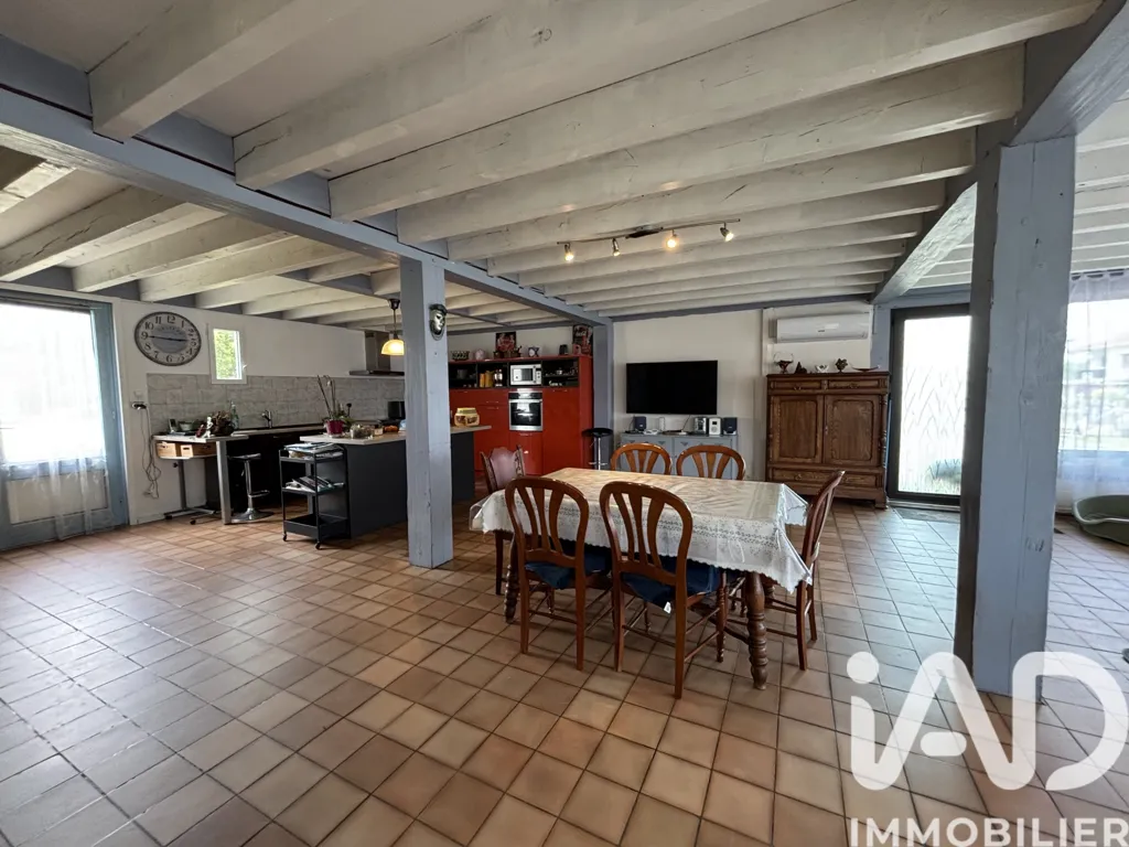 Sala da pranzo - Spacious House with Garden in Landes