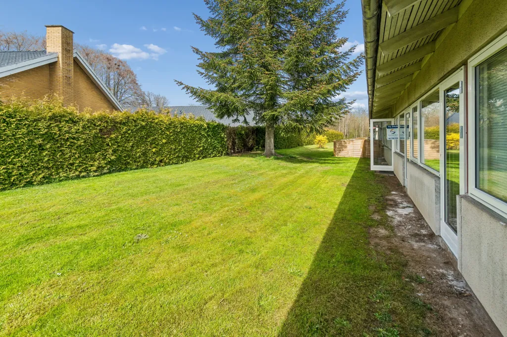 Terraced House with Recent Upgrades in Odense S