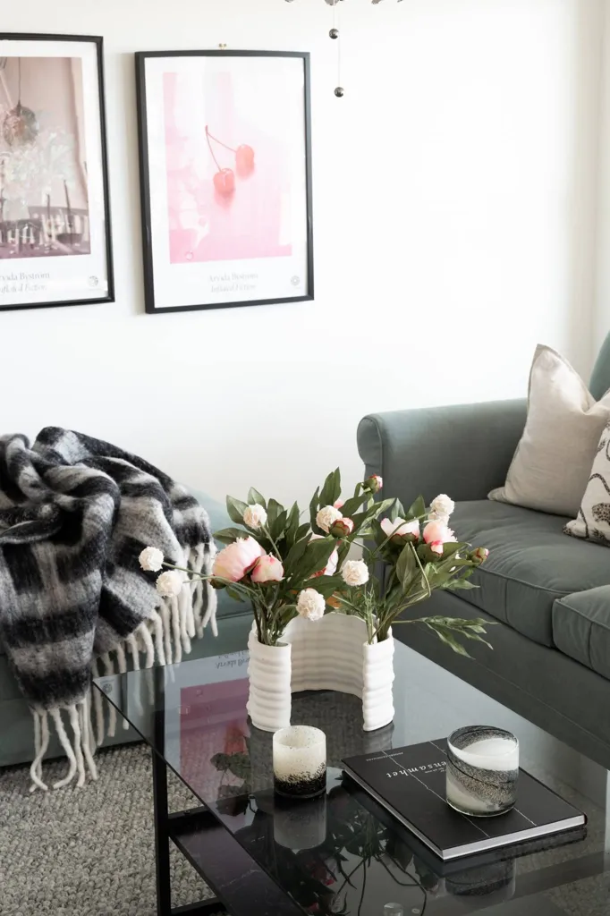 Séjour - Apartment with Balcony in Västerås