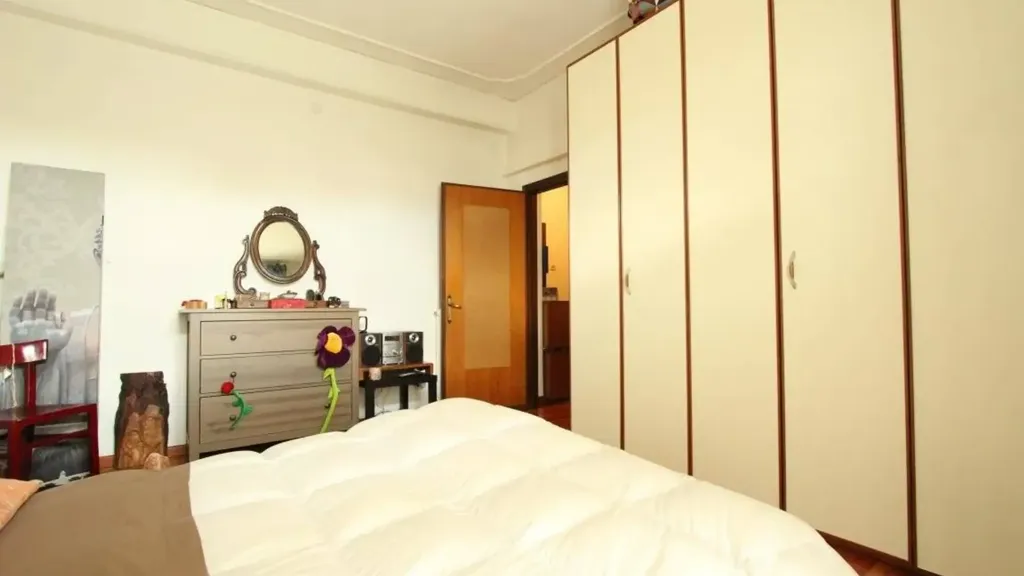 Chambres - Rustic-Style Apartment with Balcony in Verona
