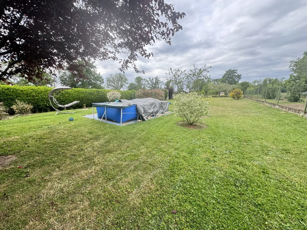 Giardino - Individual House with Garden in Reugny