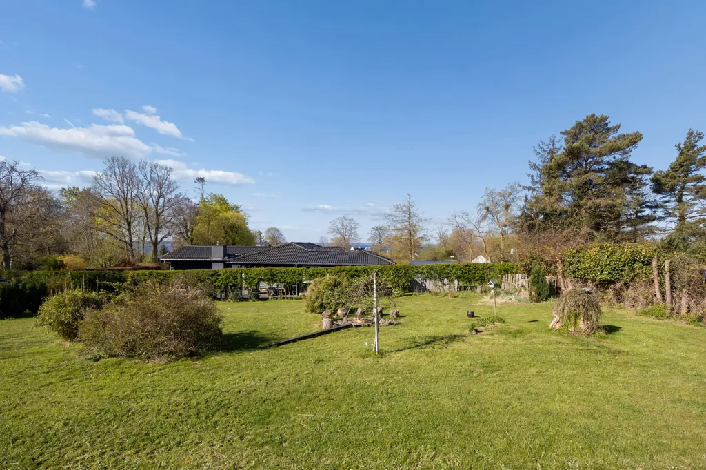 Aed - Updated Summer House with Sea View near Vordingborg