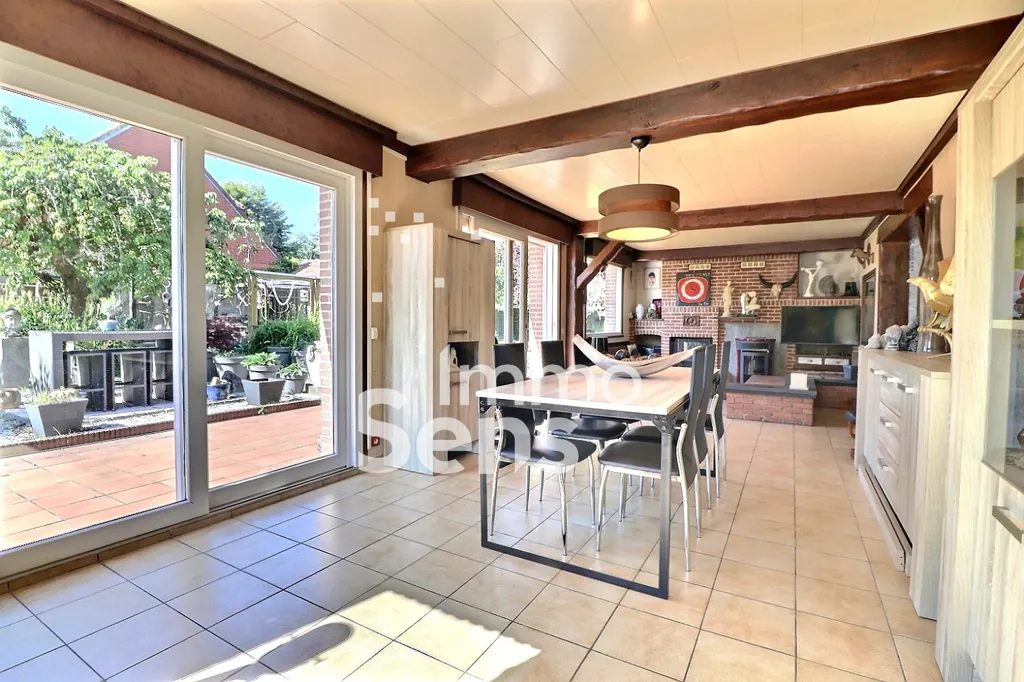Söögituba - Semi-Pitched House with Garden in Comines