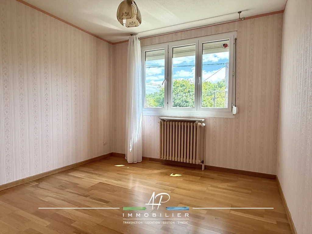 Rooms - Pavilion with Garden in Spoy