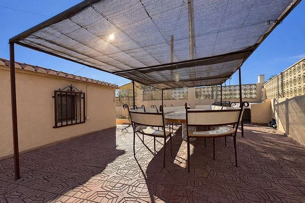 Terrasse - 11-Bedroom Chalet with Pool in Calpe