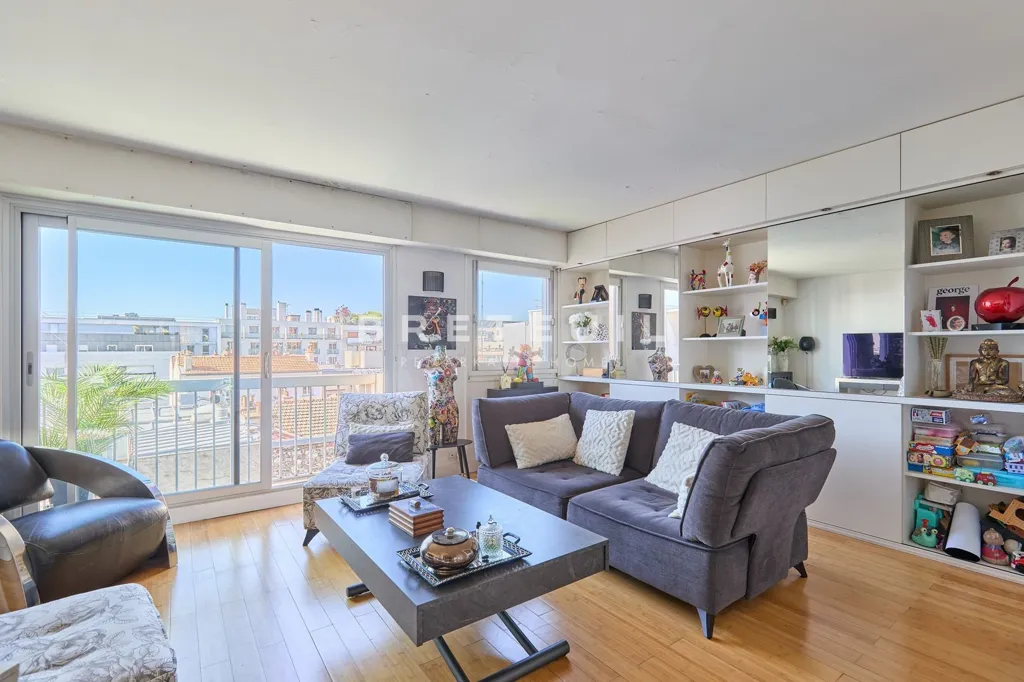 Elutuba - Duplex with Balcony in Javel