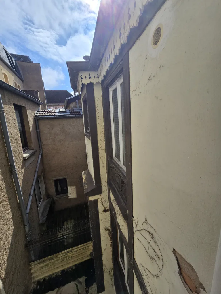 Aed - Renovable Apartment Building in Metz Centre