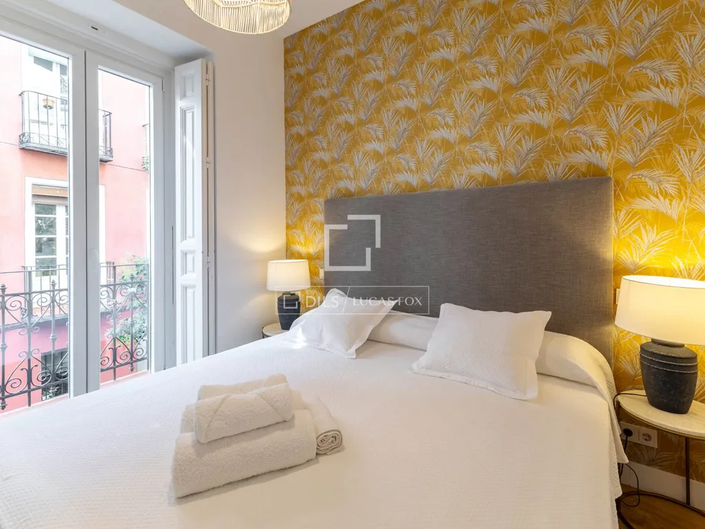 Magamistoad - Exterior Apartment with Balconies in Madrid