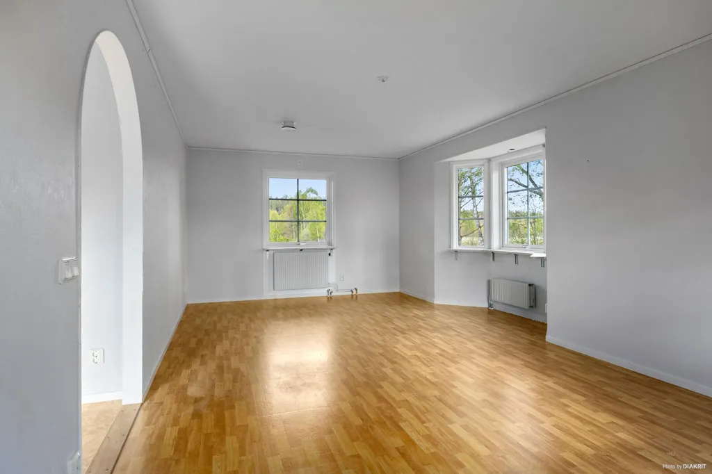 Séjour - Two-Home Estate with Nature Views in Västervik