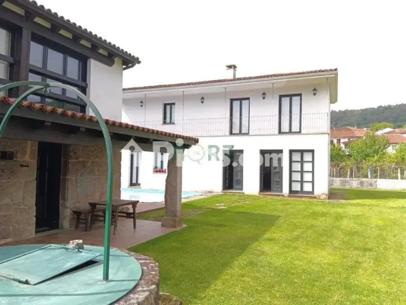 Piscine - Reformed Chalets with Pool in Leiro