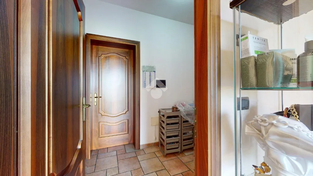 Villa with Private Garden in Cento