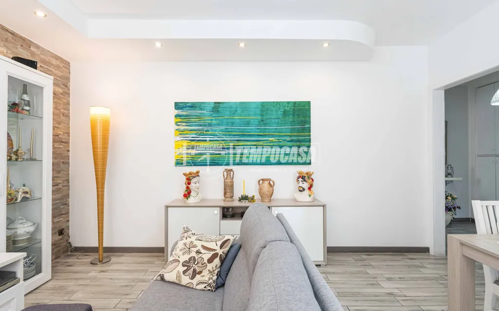 Soggiorno - Appartamento con terrazzi e vista panoramica a Costa Masnaga