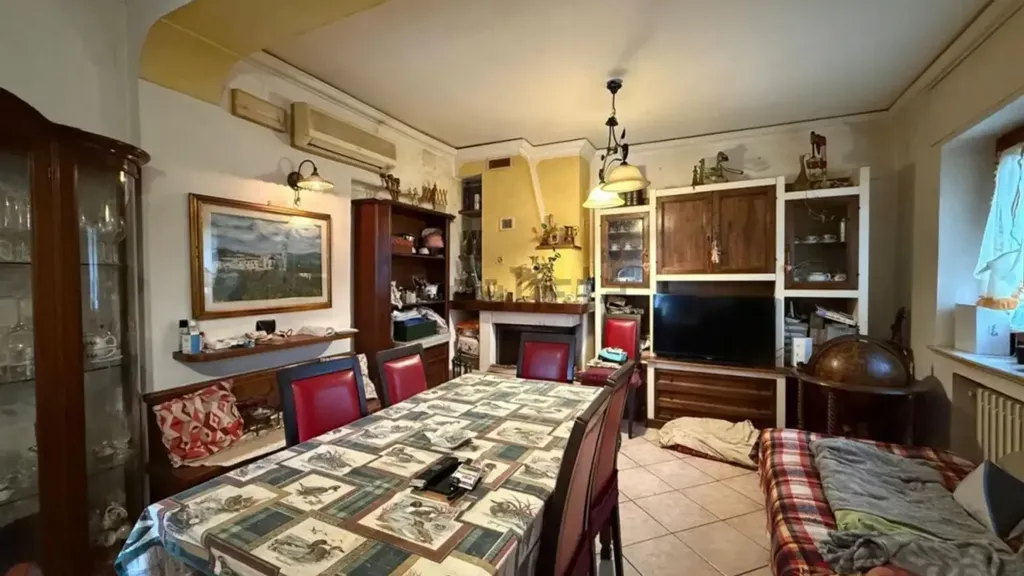 Salle à manger - Triplex with Private Garden in Scandicci