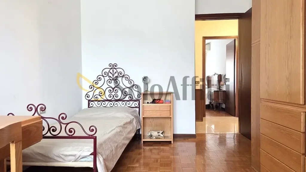 Bedrooms - 3-room apartment in Milano