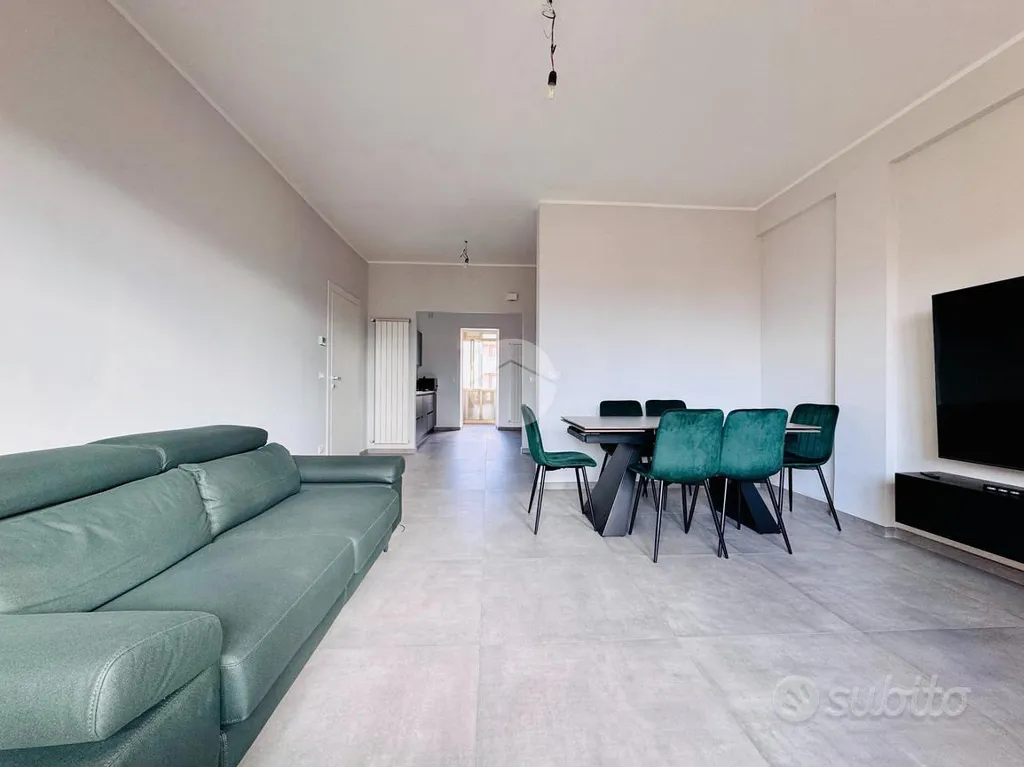 Séjour - Fully Renovated Apartment with Panoramic Balcony in L'Aquila