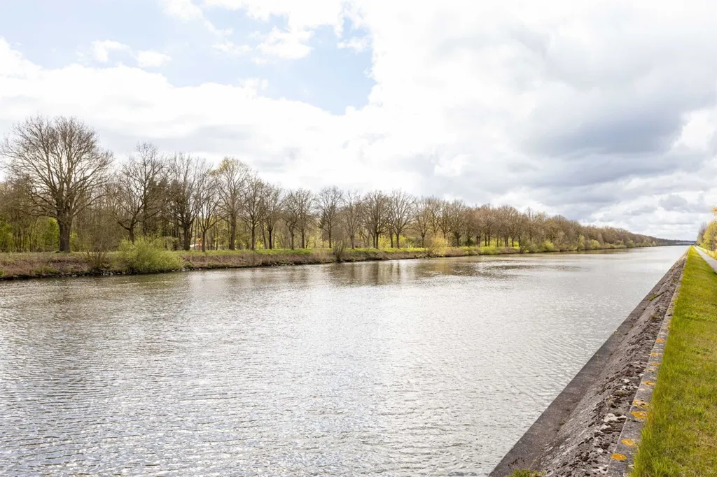 Maison avec Vue sur le Schipdonkkanaal à Lovendegem