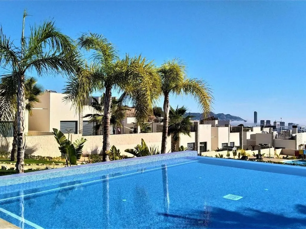 Piscina - Apartment with Private Garden in Finestrat