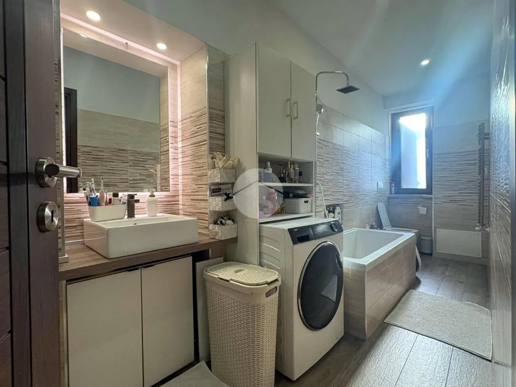 Vannitoad - Rustic-Style Apartment with Balcony in Torino