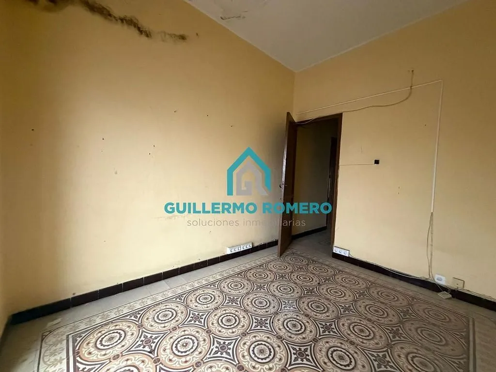 Pièces - Chalet with Multiple Possibilities in Coria del Río