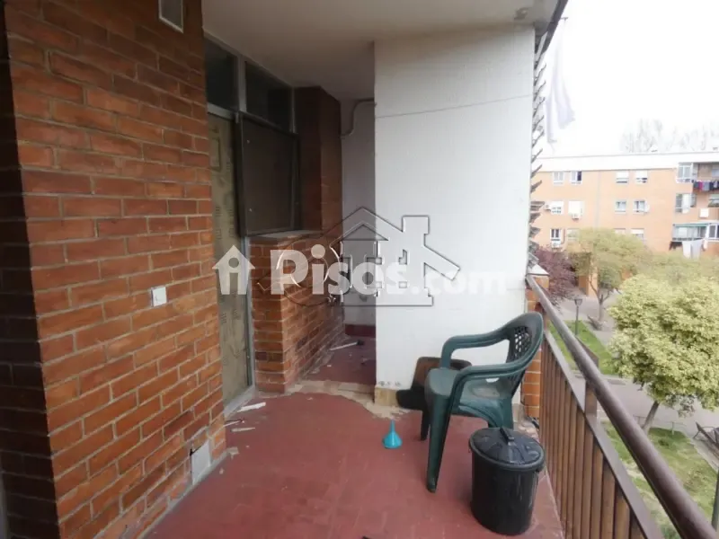 Balcon - Spacious Apartment with Terrace in Usera, Madrid